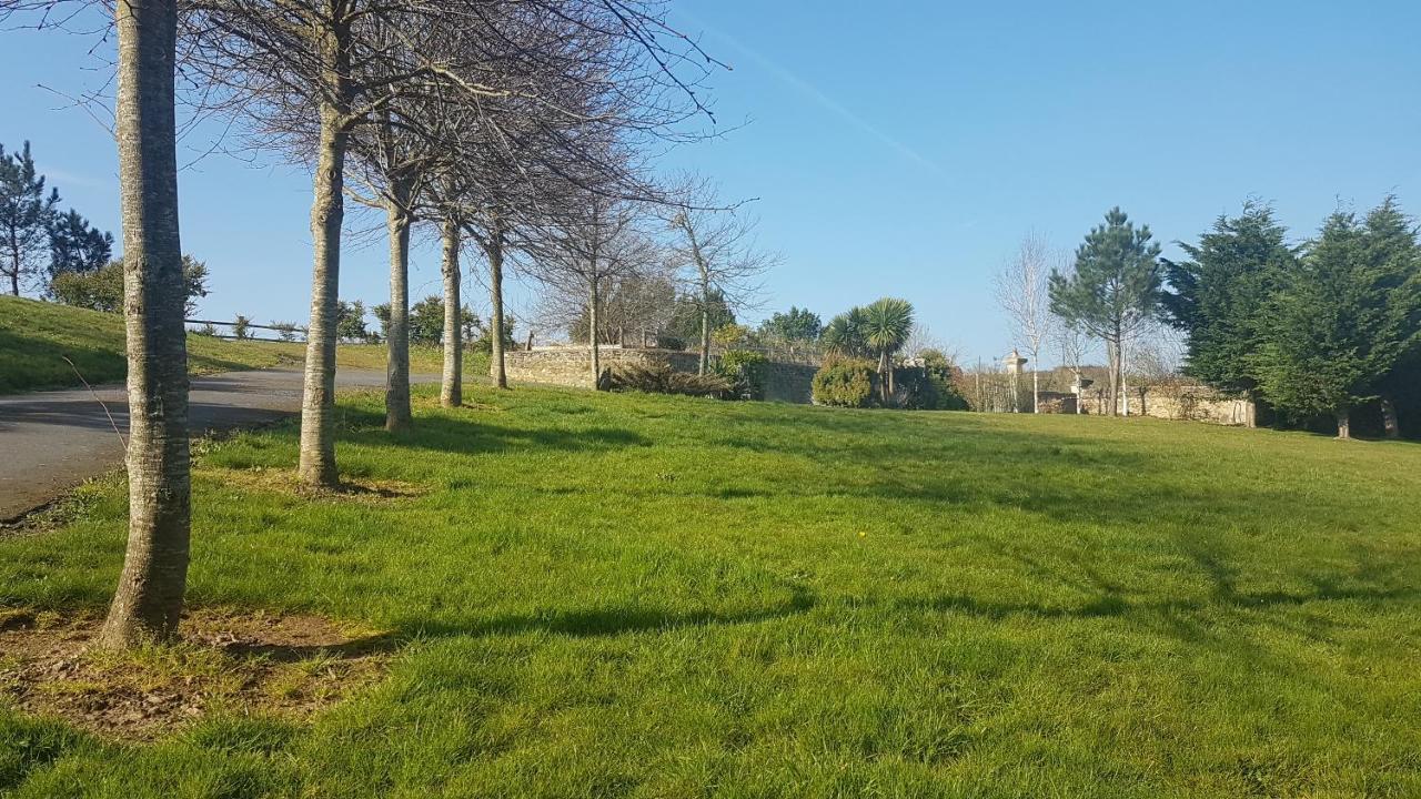Le Domaine Des Roseraies Monfreville Экстерьер фото