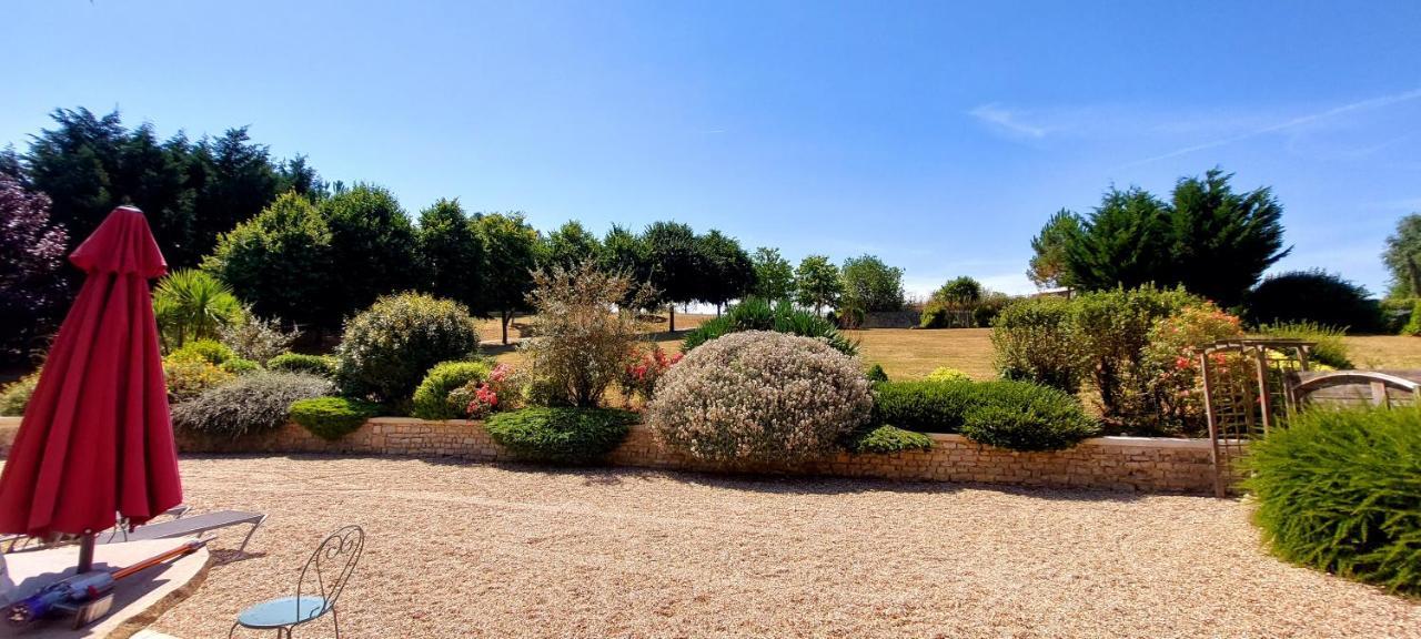 Le Domaine Des Roseraies Monfreville Экстерьер фото