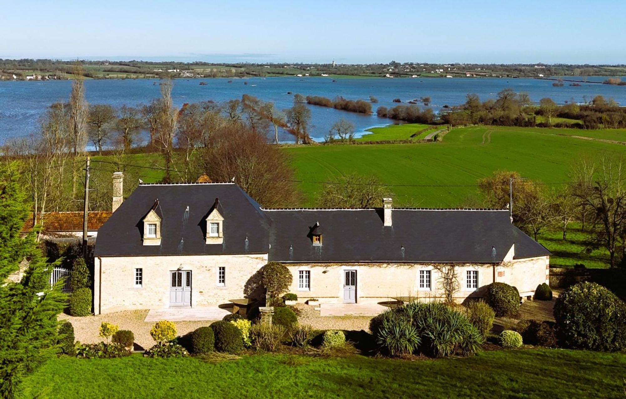 Le Domaine Des Roseraies Monfreville Экстерьер фото